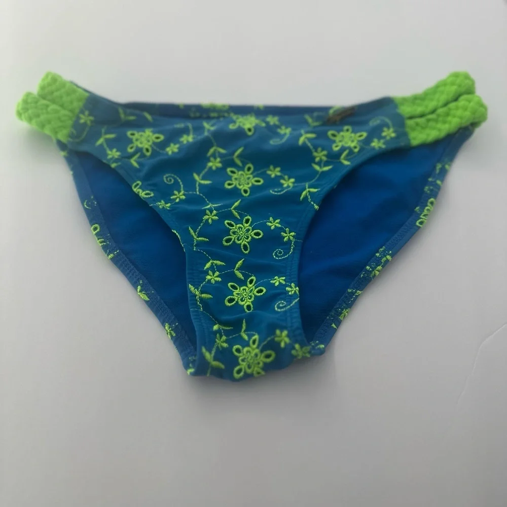 Blue Floral Embroidered Bikini Set with Neon Green Accents Size S